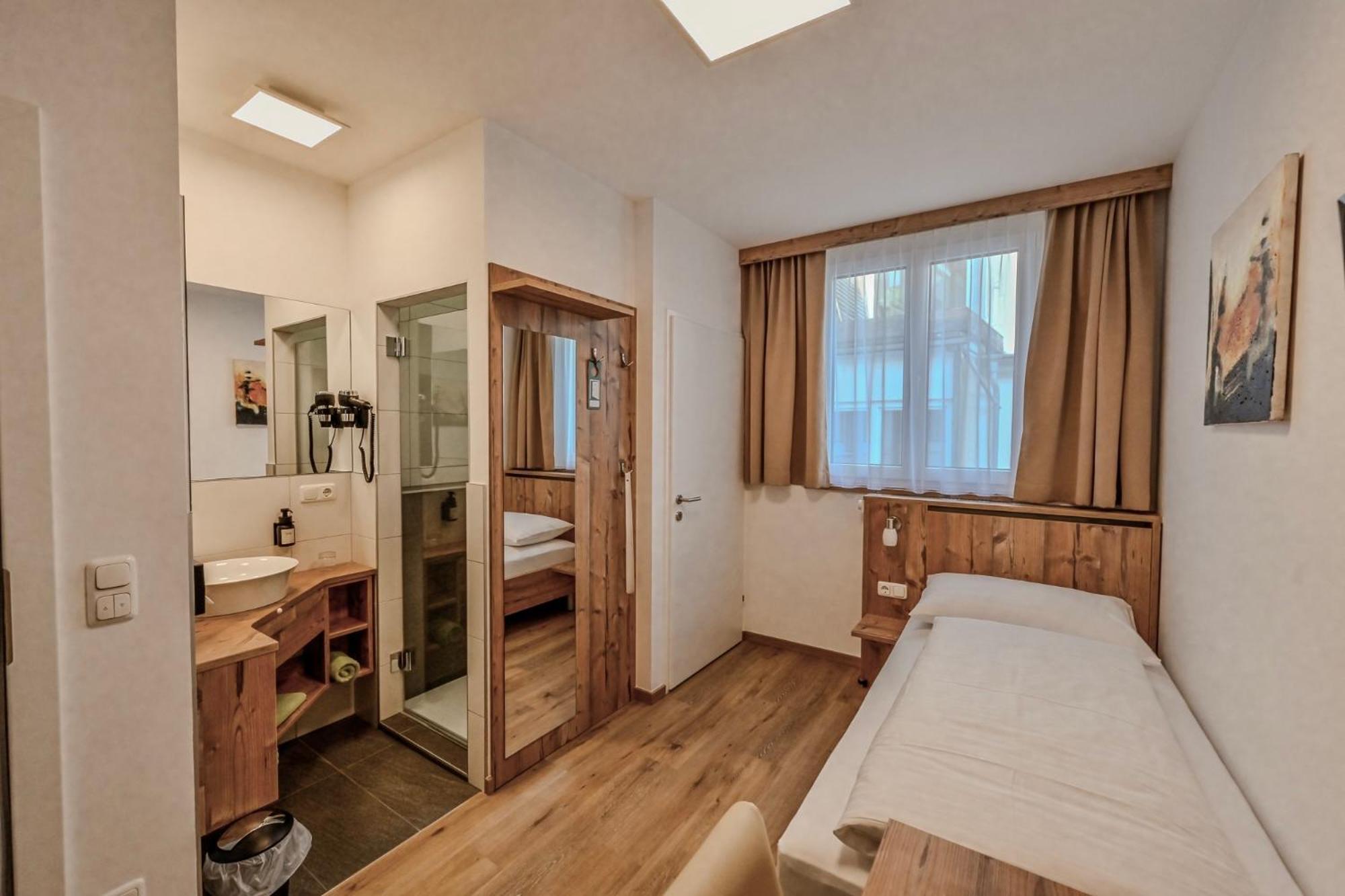 Hotel "City Rooms Wels" Exteriör bild
